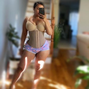 Colombian waist cincher